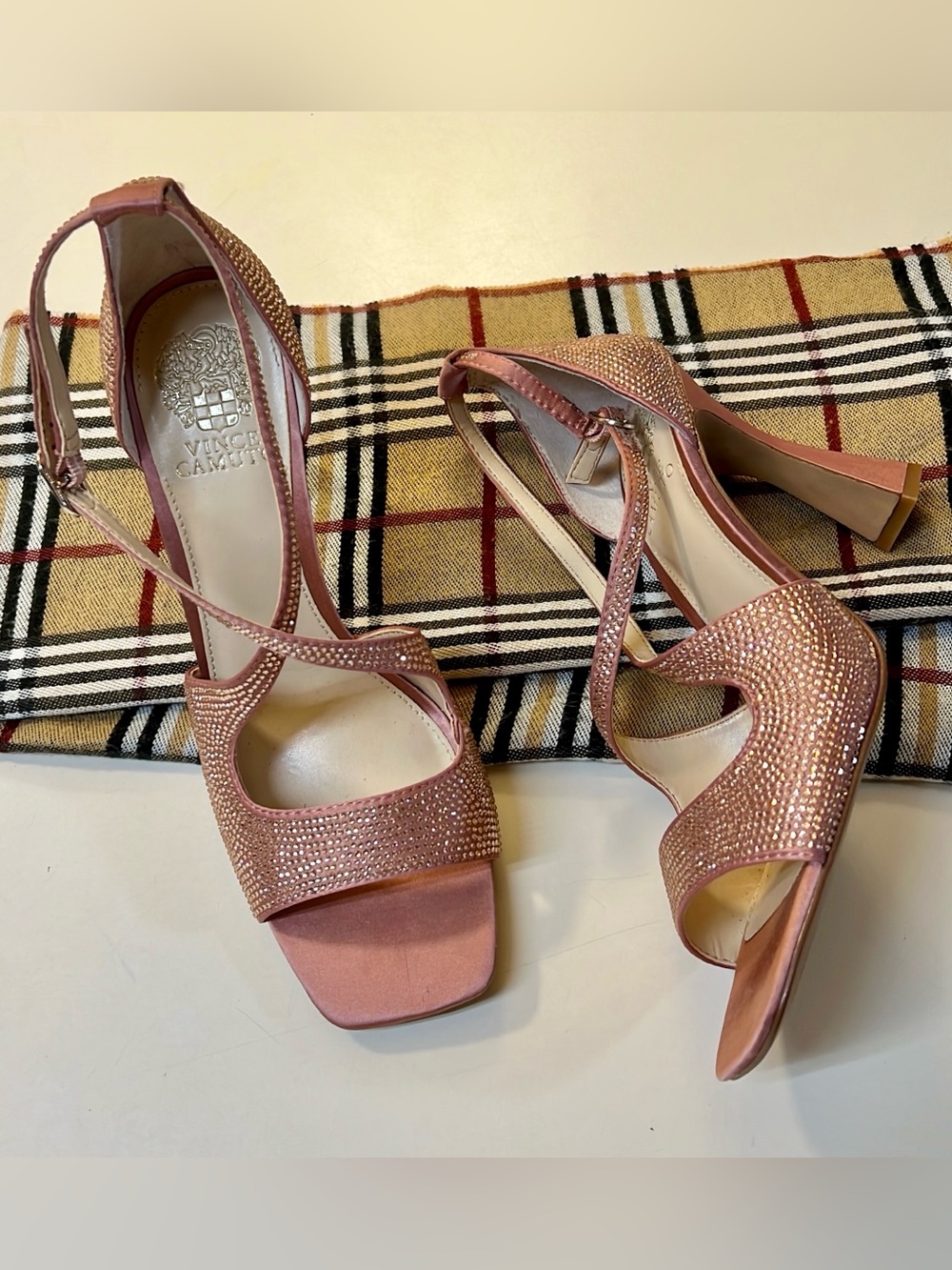 VINCE CAMUTO Women’s Brush Pink Rhymestone Accent Open Toe Heels Sandal Size 9.5